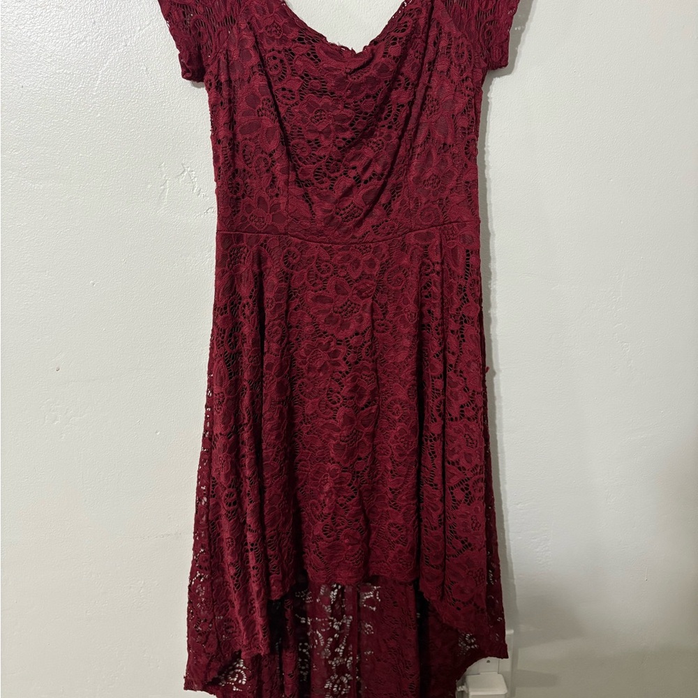 Chic Burgundy Lace High-Low Dress